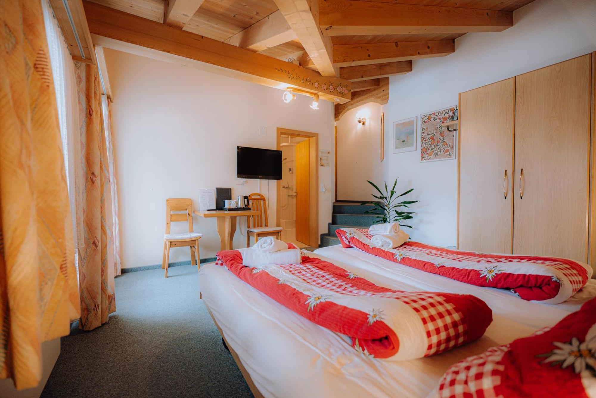 Hotel Wildbach Brienz برينز المظهر الخارجي الصورة